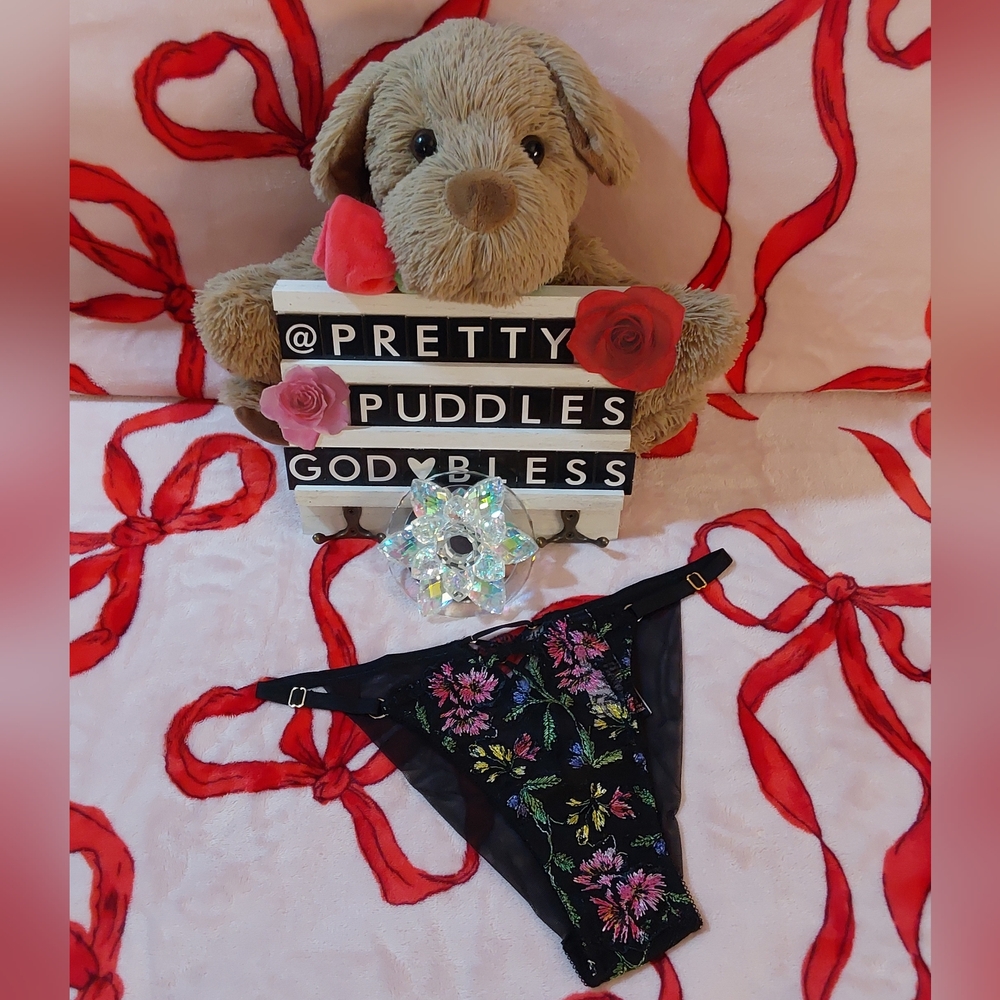 💐 VS Very Sexy Floral Embroidered Adjustable String Cheeky Panty 💐